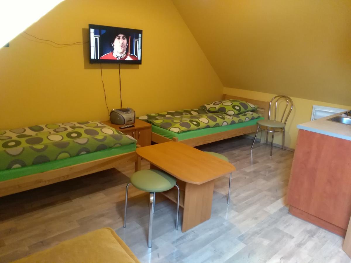 Gospodarstwo Agroturystyczne Ania I Filip Izabelin  Exterior photo